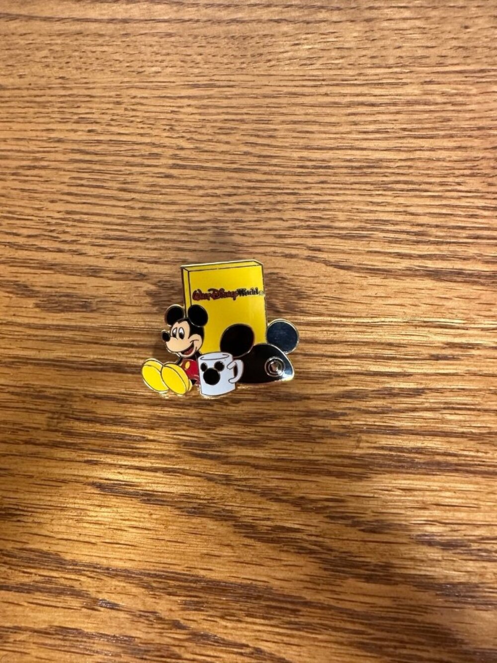 Disney Mickey Mouse Reading Book Coffee Mug Enamel Pin 2004